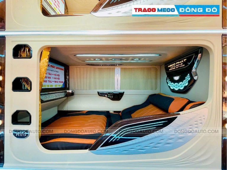 Xe Ngọc Phát từ Nước Ngầm chuyên cho khách địa phương