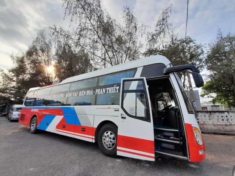 Phương Anh Travel: WC trên xe, 1 chuyến/ngày khởi hành 18:00