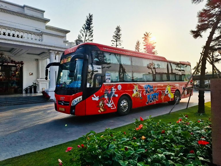 Tiện nghi giường nằm và dịch vụ Cửa Ông Bus