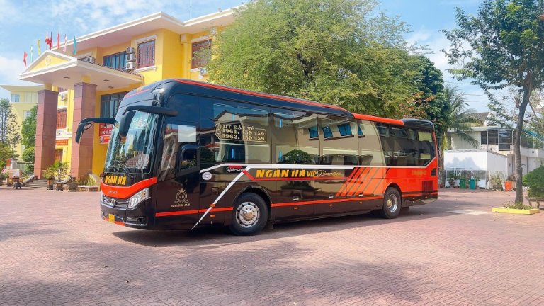 Ngàn Hà: không cần thanh toán trước, limousine phòng đôi tiện nghi