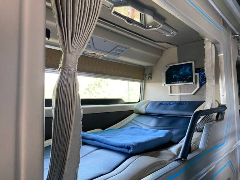 Limousine 24 phòng 550.000đ đón từ 3 điểm Sài Gòn