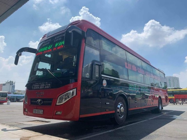 Hiếu Vinh giá vé 250.000đ, chạy 6 chuyến chiều đi