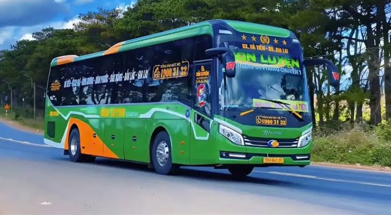 Bốn Luyện limousine 24 phòng đôi, chuyến khuya 21:40 khuyến mãi hấp dẫn.