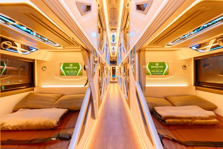 Tiện nghi cao cấp inside HK Buslines limousine