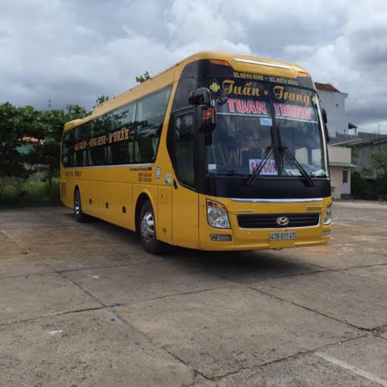 Xe Tuấn Trung khởi hành 17:30 từ 17 Nguyễn Tường Phổ