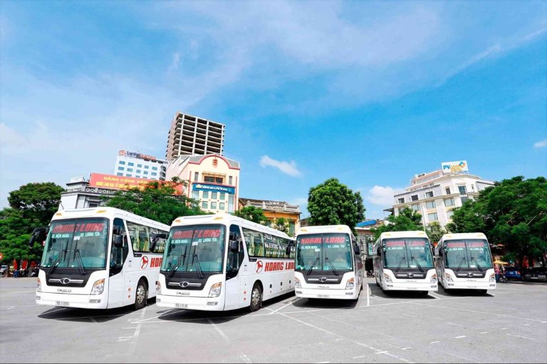 Hoàng Long Limousine 7 chuyến/ngày khung khuya