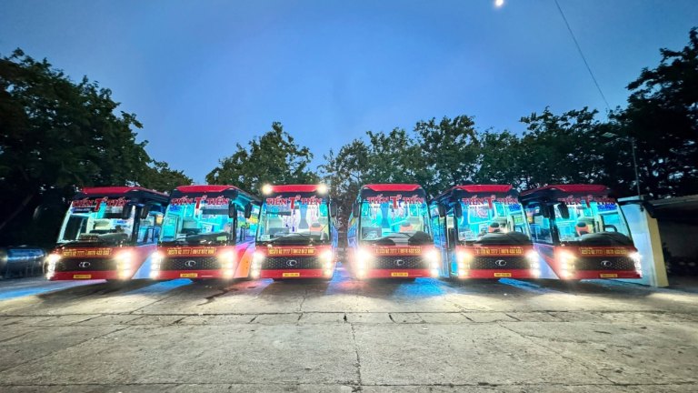Xe limousine Hà Nội Thanh Hoá Tiến Tiến ghế thường 150000 đồng