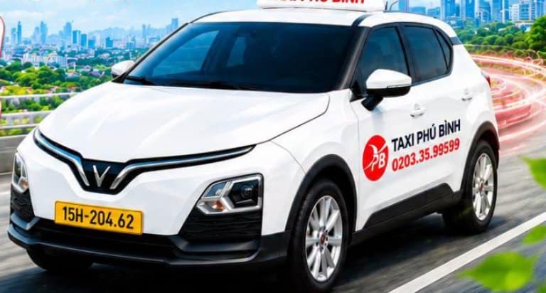 Xe Phú Bình đón tại Nhà hát Lớn Hà Nội