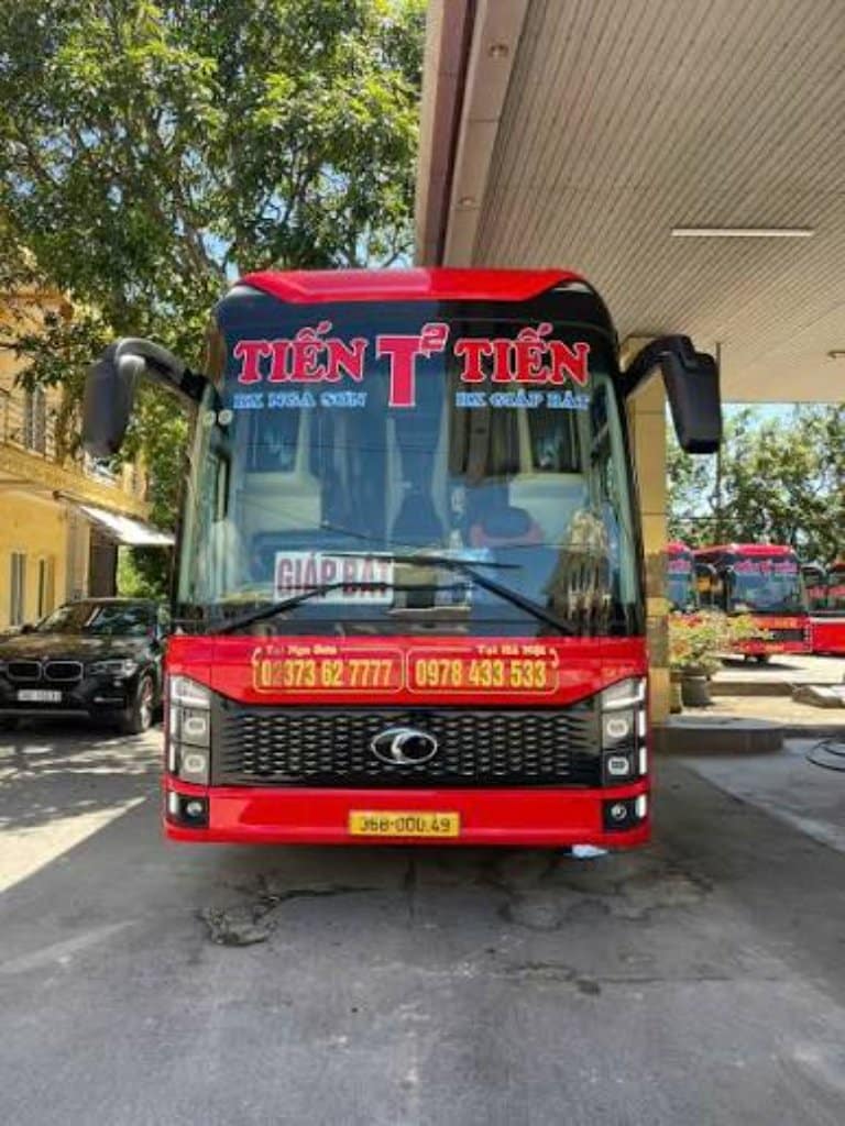 Tiến Tiến: 16 chuyến/ngày, ghế ngồi 150.000đ