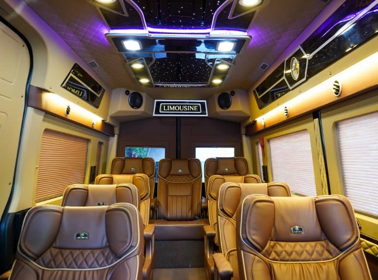 Hà Nam Limo ghế limousine nước uống miễn phí