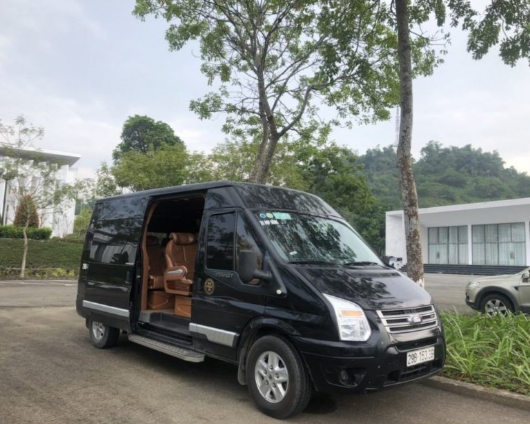 Limousine Phố Hiến với lịch trình từ 04:30 đến 21:00