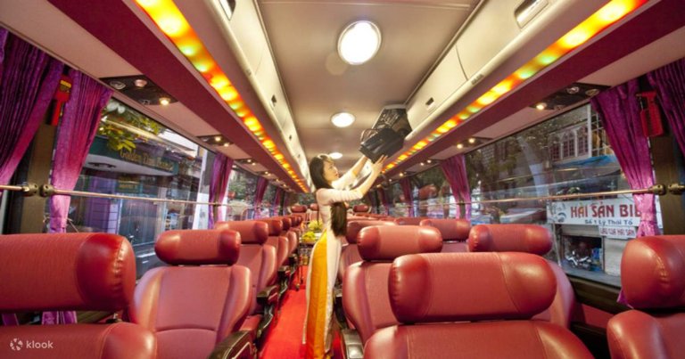 Nội thất thoải mái Bình An Limousine