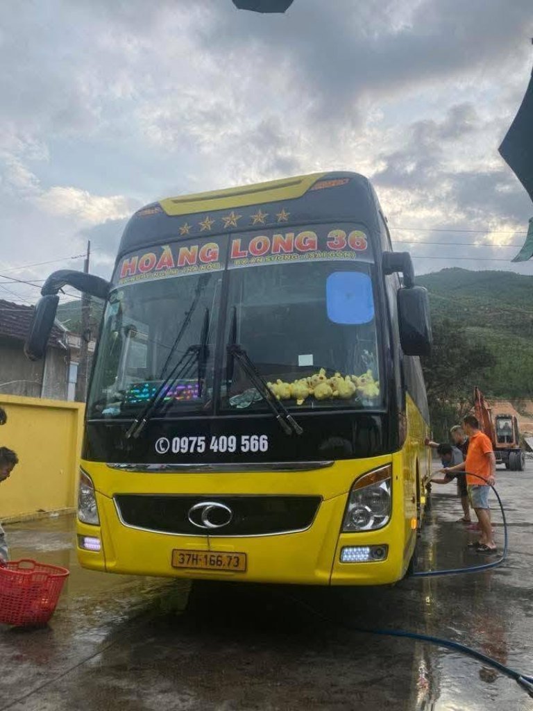 Xe giường nằm tiêu chuẩn của Hoàng Long 36